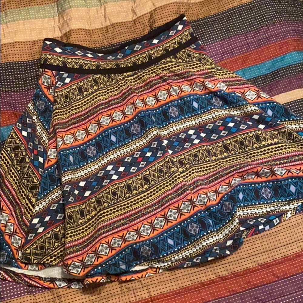 High Waisted pattern skirt